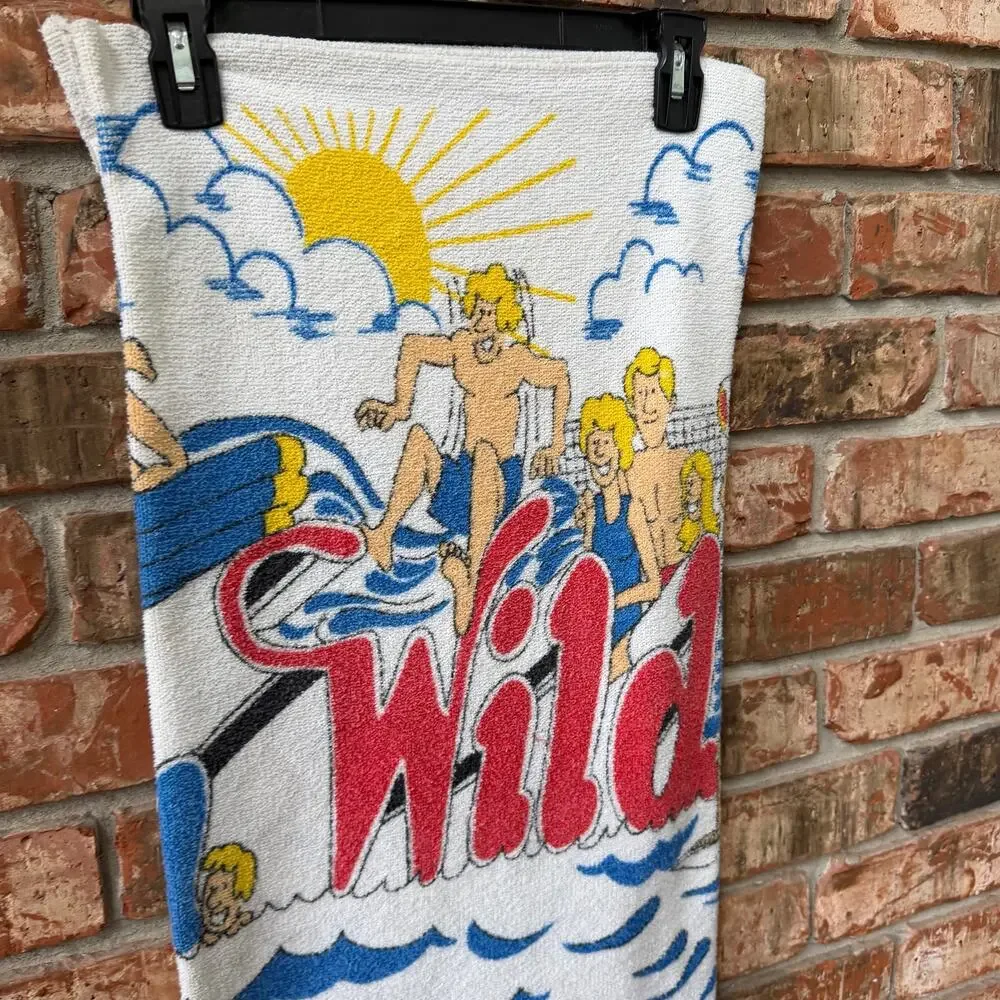 Wet N Wild Vintage Beach Towel Beach Surf Fun Water Park 1980s